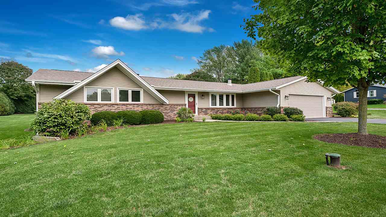 Property Photo:  6134 Dana Drive  IL 61109 