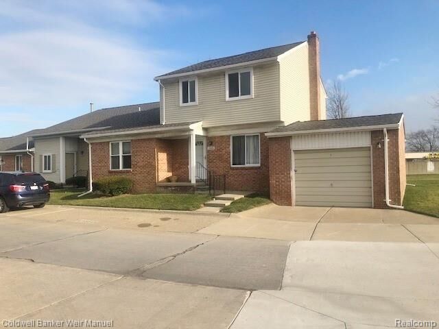 Property Photo:  29090 E Brittany Court  MI 48066 