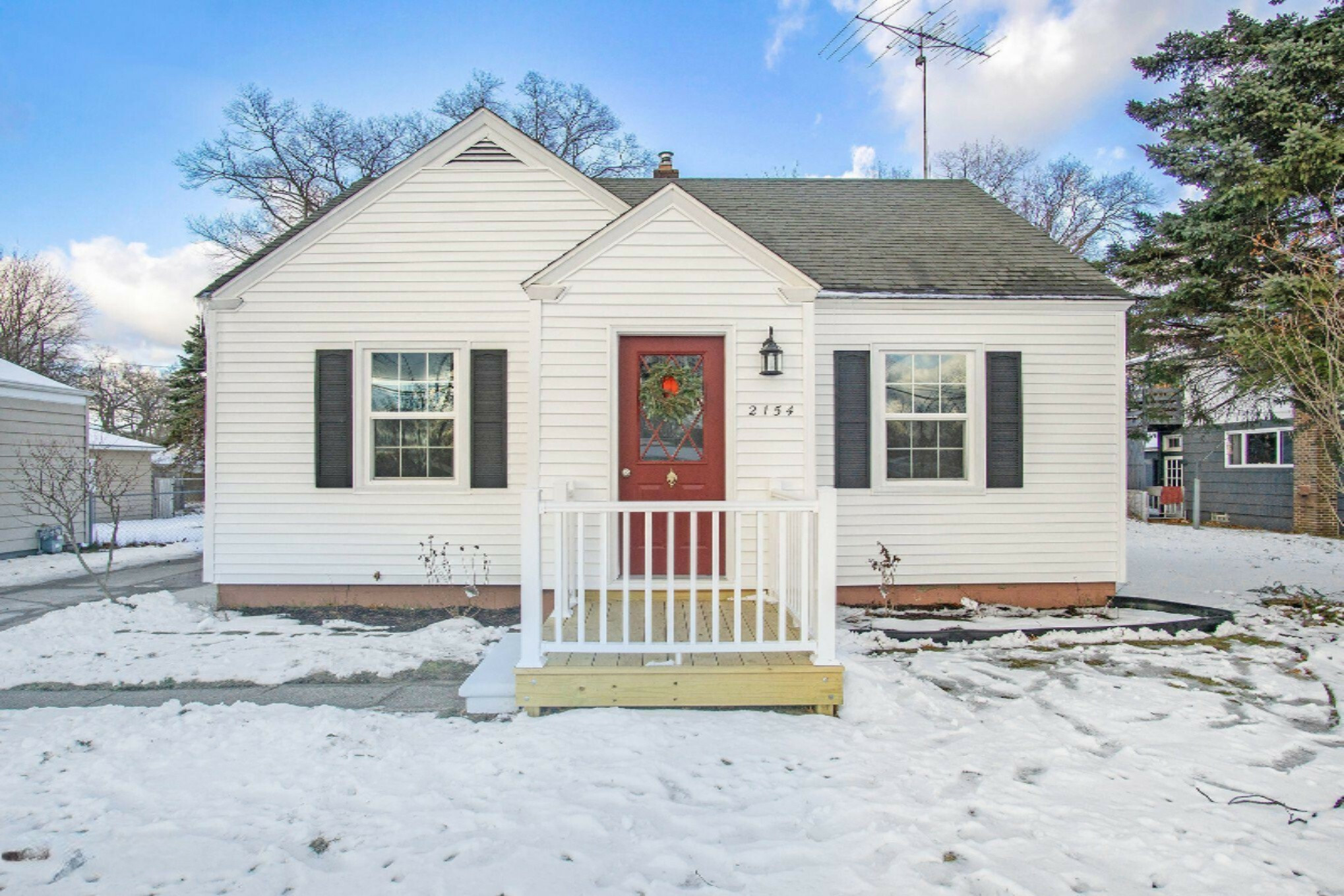 Property Photo:  2154 W Sherman Boulevard  MI 49441 