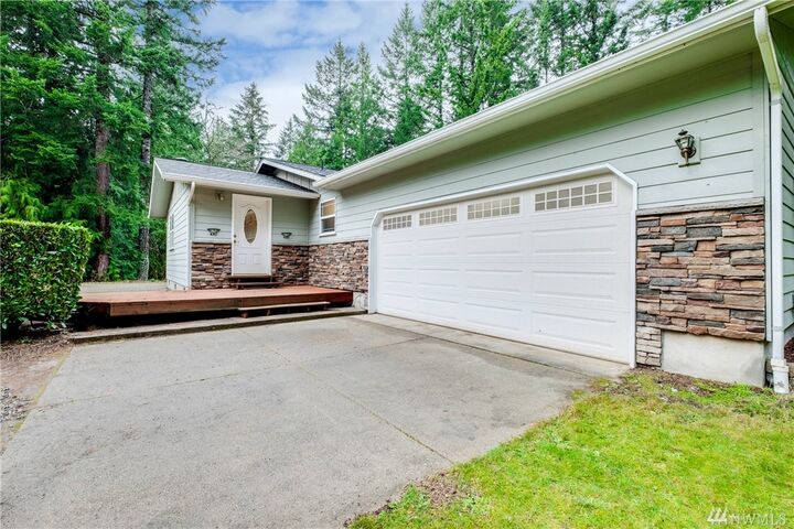 Property Photo: 7682 Sidney Rd SW WA 98367