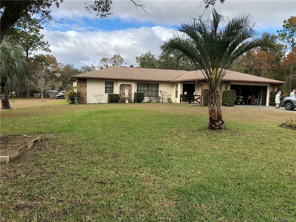 Property Photo:  1224 N Lombardo Avenue  FL 34461 