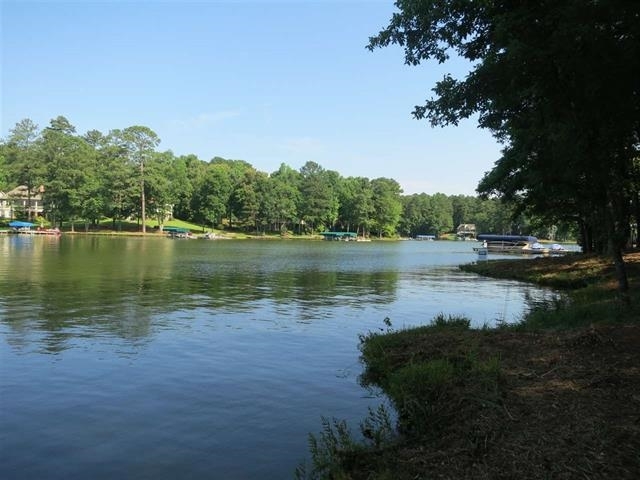 Property Photo: 1141 Summerwind Drive GA 30642