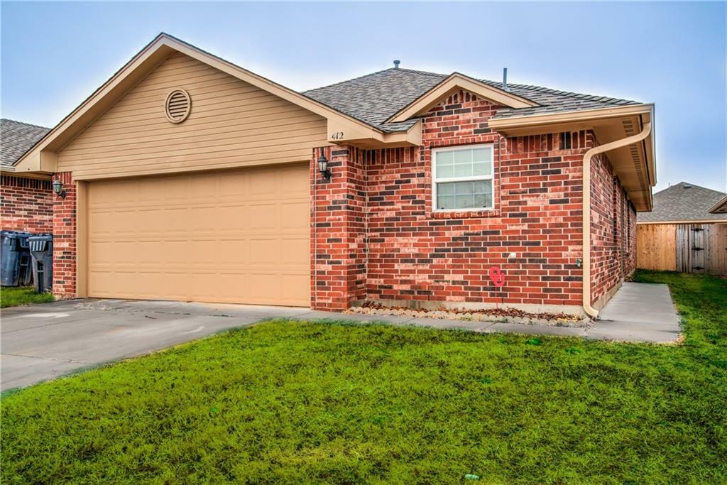 Property Photo:  412 Cherokee Gate  OK 73099 