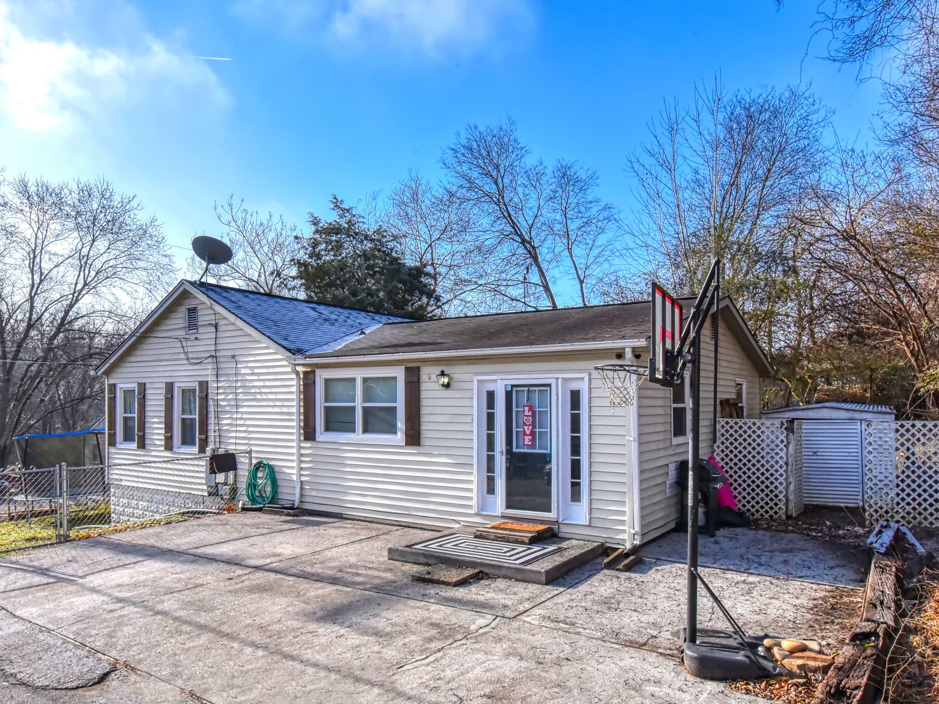 Property Photo:  507 Sunnyside St  TN 37804 