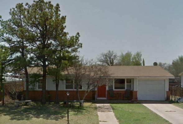 Property Photo:  1803 N 14th  TX 79331 