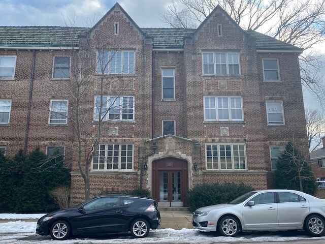 Property Photo:  1222 Central Street 3W  IL 60201 