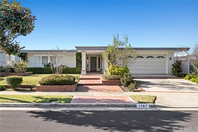 Property Photo: 2707 Island View Drive CA 92625