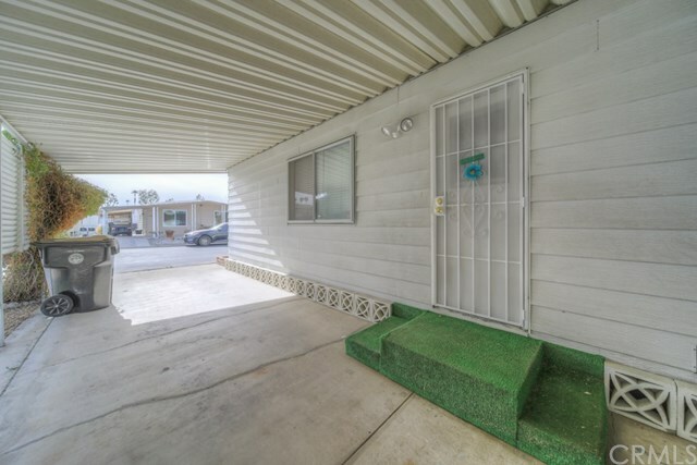 Property Photo:  601 N Kirby Street 70  CA 92545 