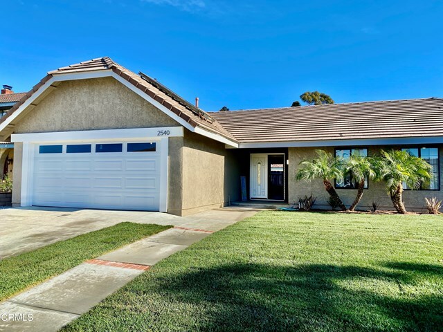 Property Photo:  2540 Warbler Avenue  CA 93003 