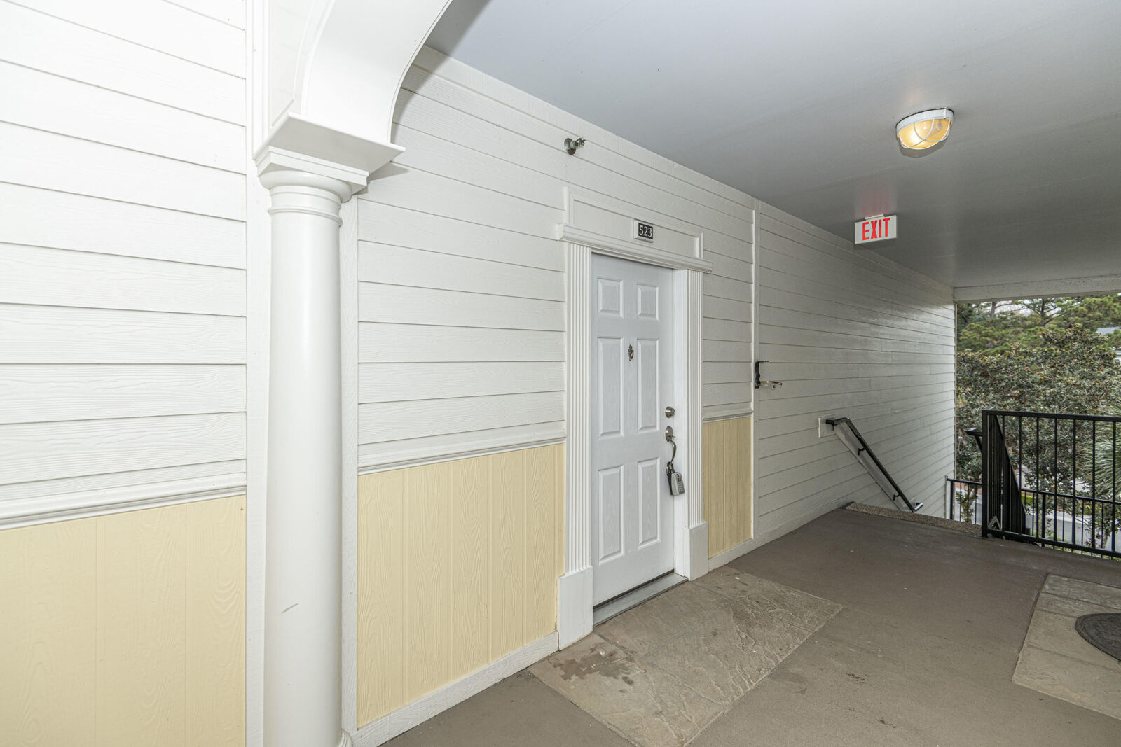 Property Photo: 1025 Riverland Woods Place 523 SC 29412
