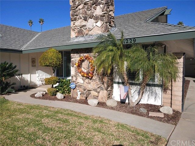 Property Photo: 1229 Monte Vista Drive CA 92507