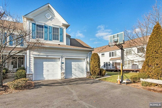 Property Photo:  65 Balsam Court  NJ 07652 