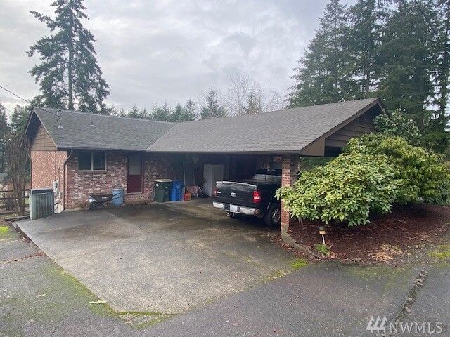 Property Photo: 132 Wallace Rd WA 98532