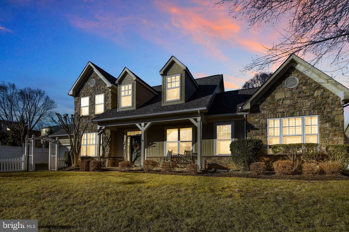 Property Photo: 9414 Primrose Lane VA 20111