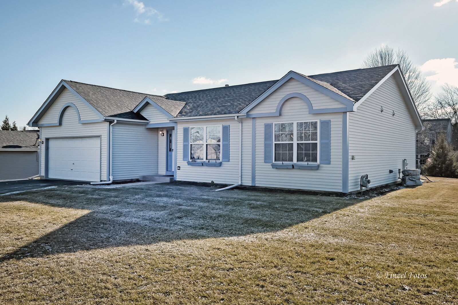 Property Photo:  4712 Vista Drive  IL 60042 