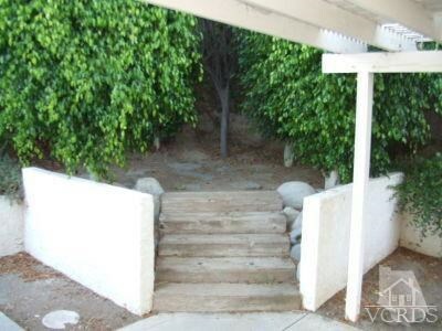 Property Photo:  2576 Hawk Street  CA 93065 