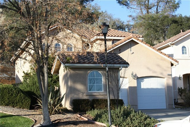 Property Photo:  8400 Paseo De Caballo  CA 93422 