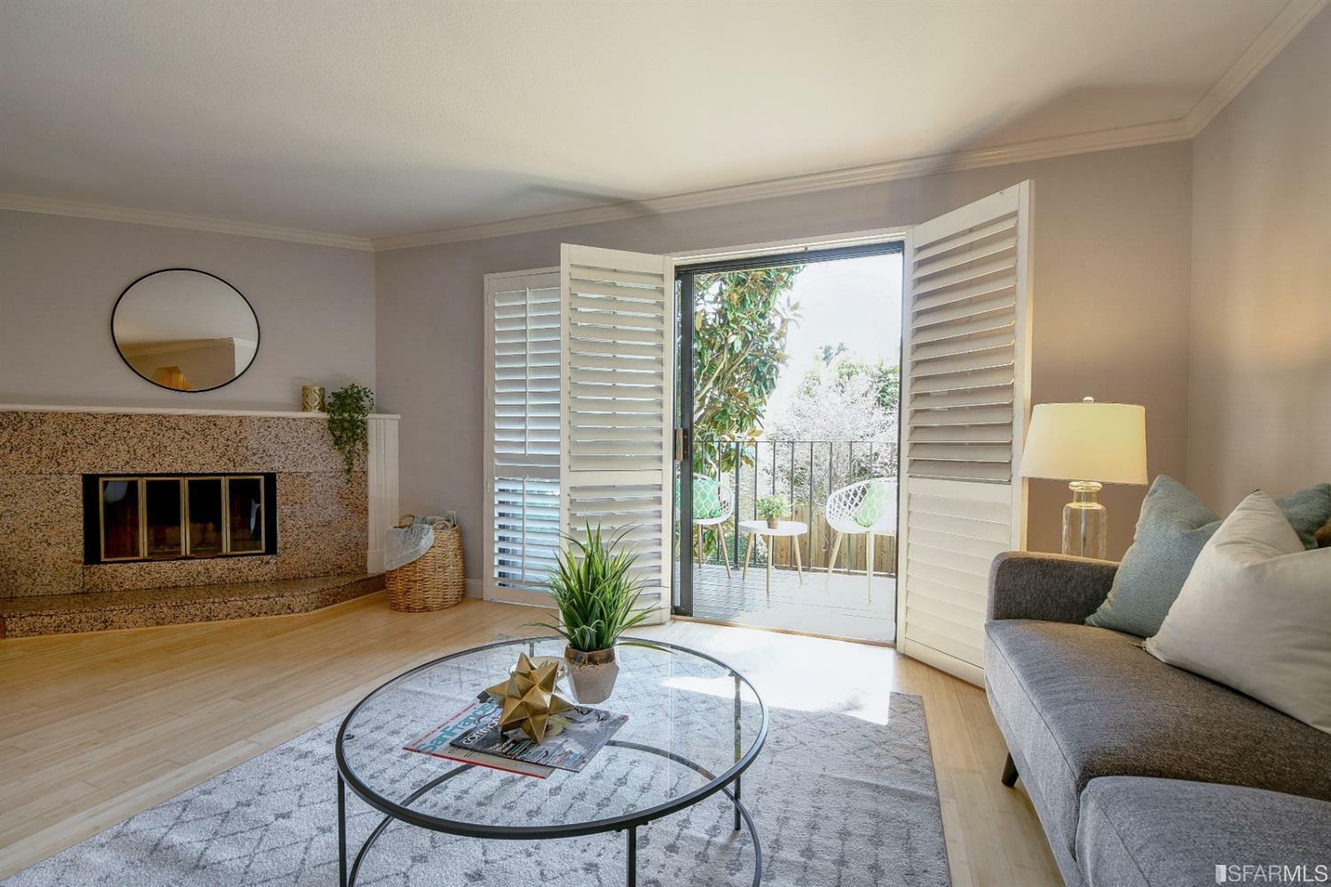 Property Photo: 1365 Scott Street 3 CA 94115