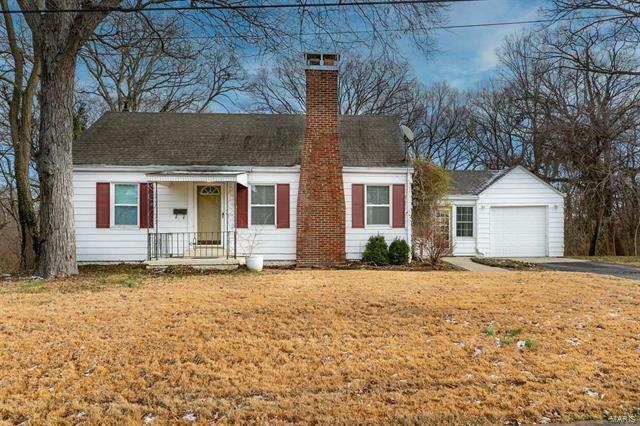 Property Photo: 40 Windsor Drive 62223