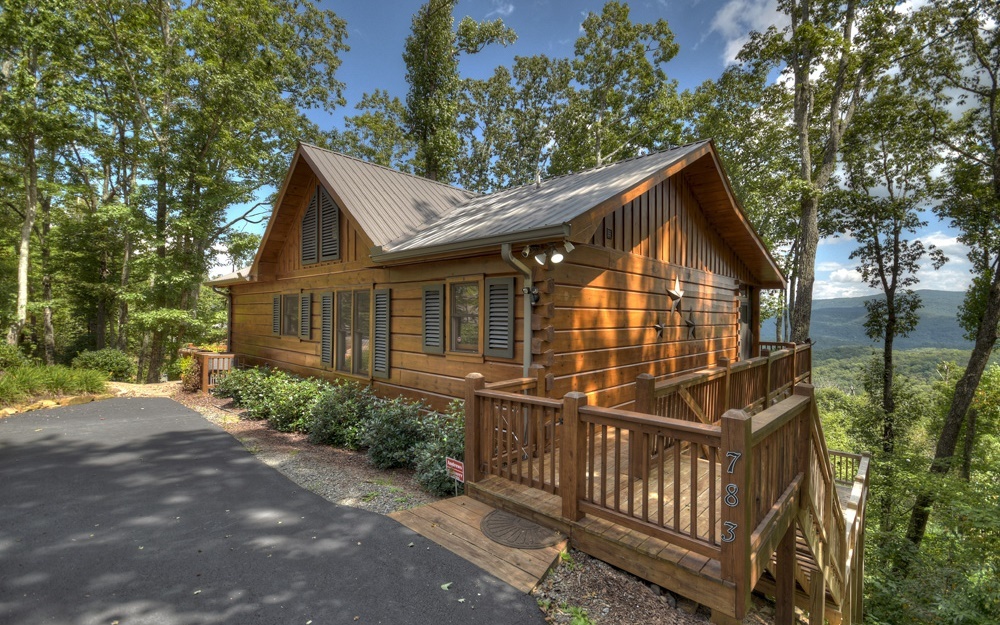 Property Photo:  783 Moreland Drive N  GA 30522 