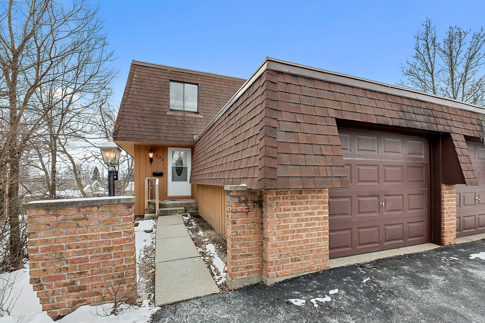 Property Photo: 131 W Lake Cook Road IL 60074