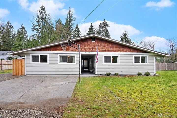 22724 121st Dr NE  Arlington WA 98223 photo