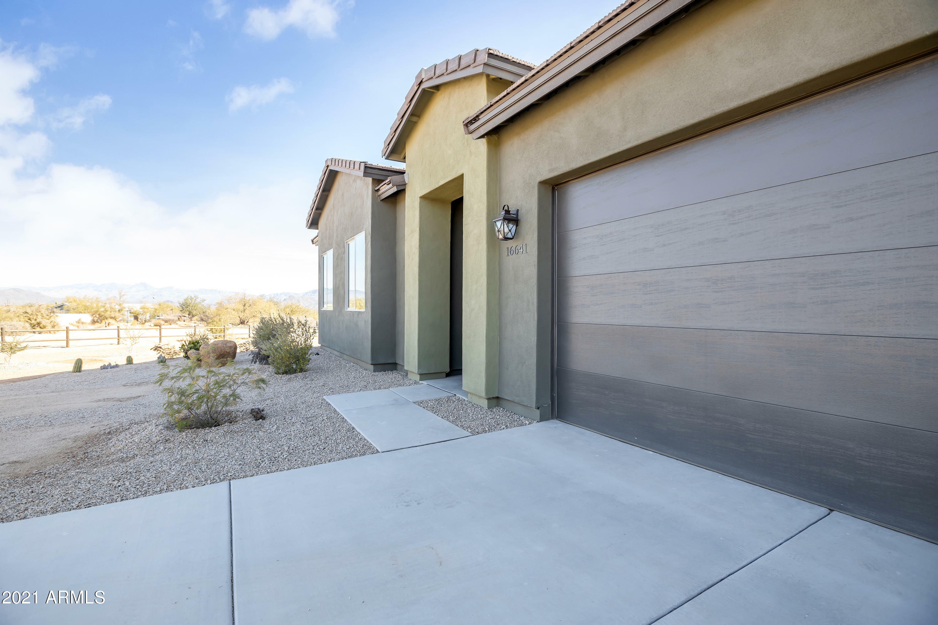 Property Photo:  16641 E Dixileta Drive  AZ 85262 