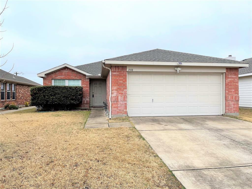 Property Photo:  1918 Pin Oak Trail  TX 75409 