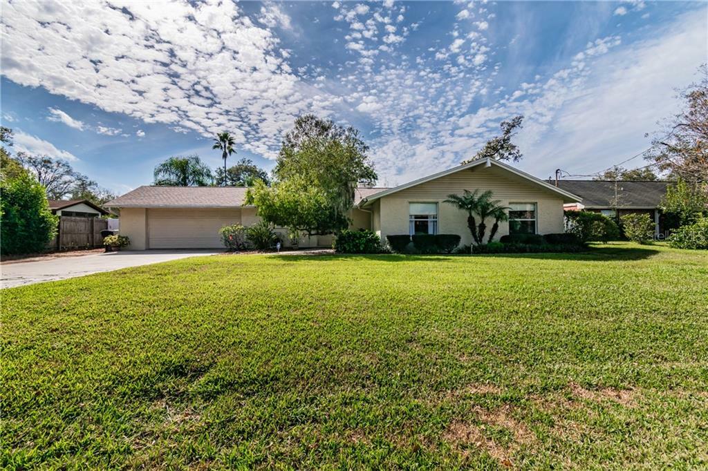 Property Photo:  1708 Durant Road  FL 33596 