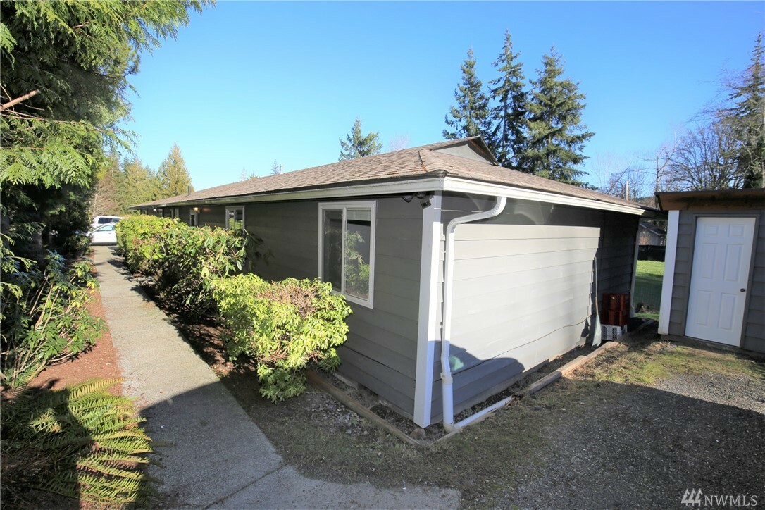 Property Photo:  2427 Forest View Dr  WA 98229 