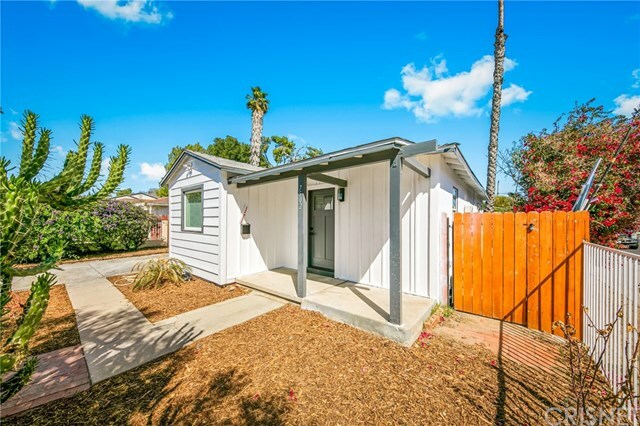 Property Photo:  7502 Milwood Avenue  CA 91303 