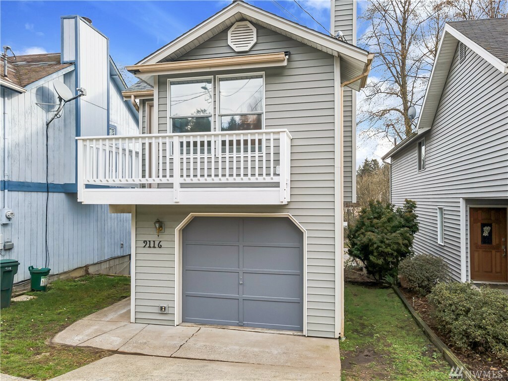 Property Photo: 9116 20th Ave NE WA 98115
