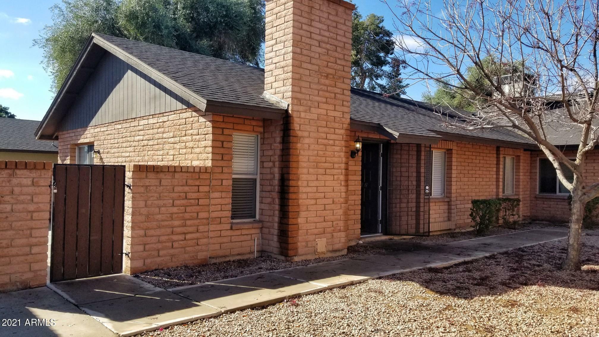 Property Photo:  2527 S Maple Avenue 102  AZ 85282 