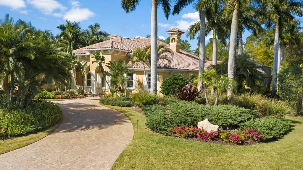 Property Photo: 12640 SW Kingsway Circle FL 34269