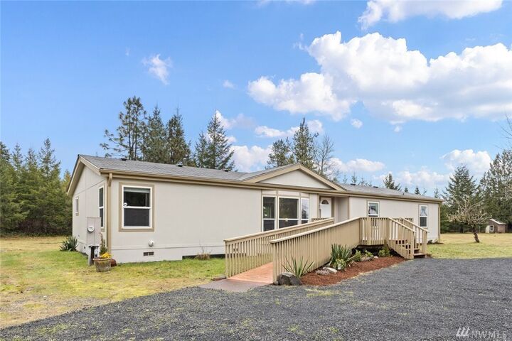 Property Photo: 7651 W Matlock Brady Rd WA 98541