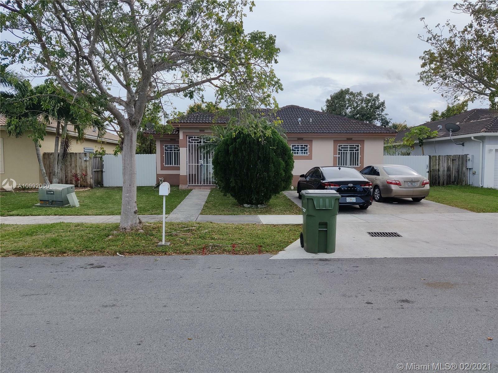 Property Photo:  1304 SE 6th St  FL 33033 