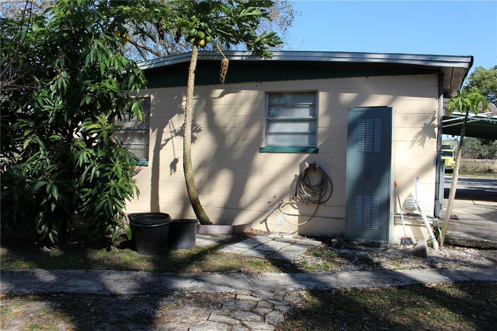 Property Photo:  6210 N 45th Street  FL 33610 
