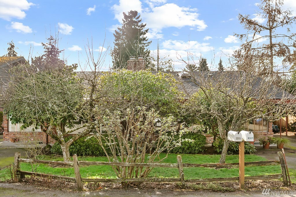 Property Photo:  2309 N 134th St.  WA 98133 