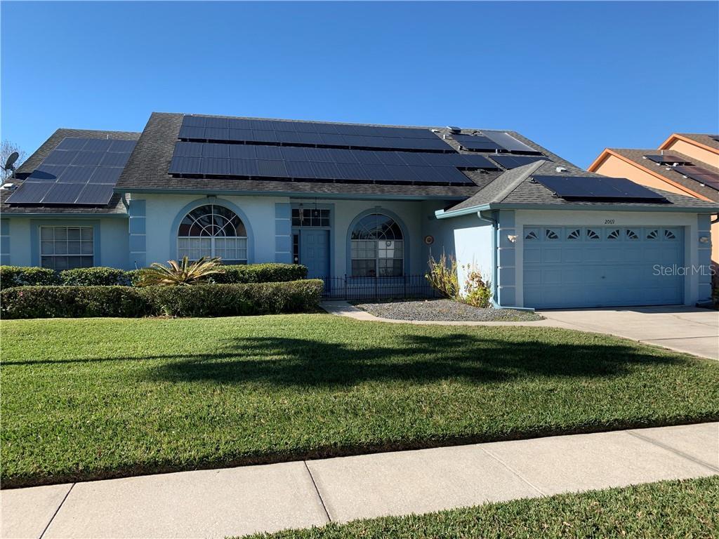 Property Photo: 2069 Tiptree Circle FL 32837