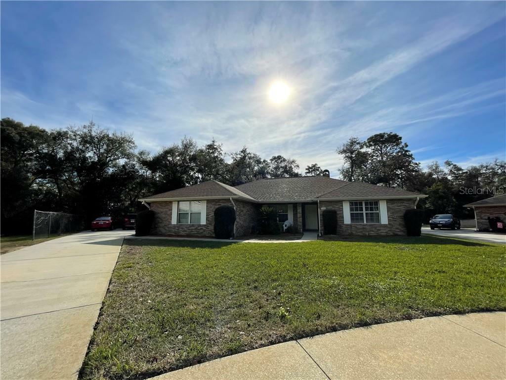 Property Photo:  1140 Woodchuck Court  FL 32763 