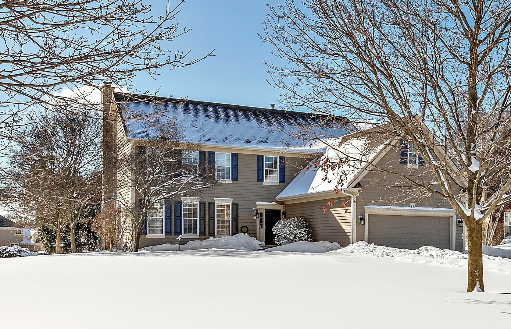 Property Photo: 11 Dorchester Court IL 60047