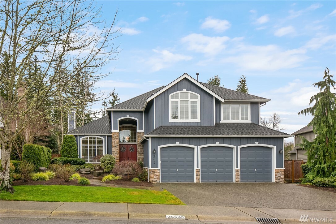 Property Photo:  26433 SE 22nd St  WA 98075 