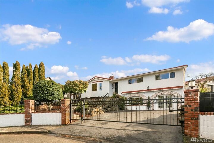 19720 1st Place SW  Normandy Park WA 98166 photo