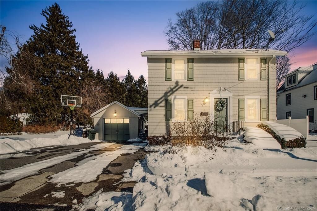Property Photo:  75 Meadow Street  CT 06483 