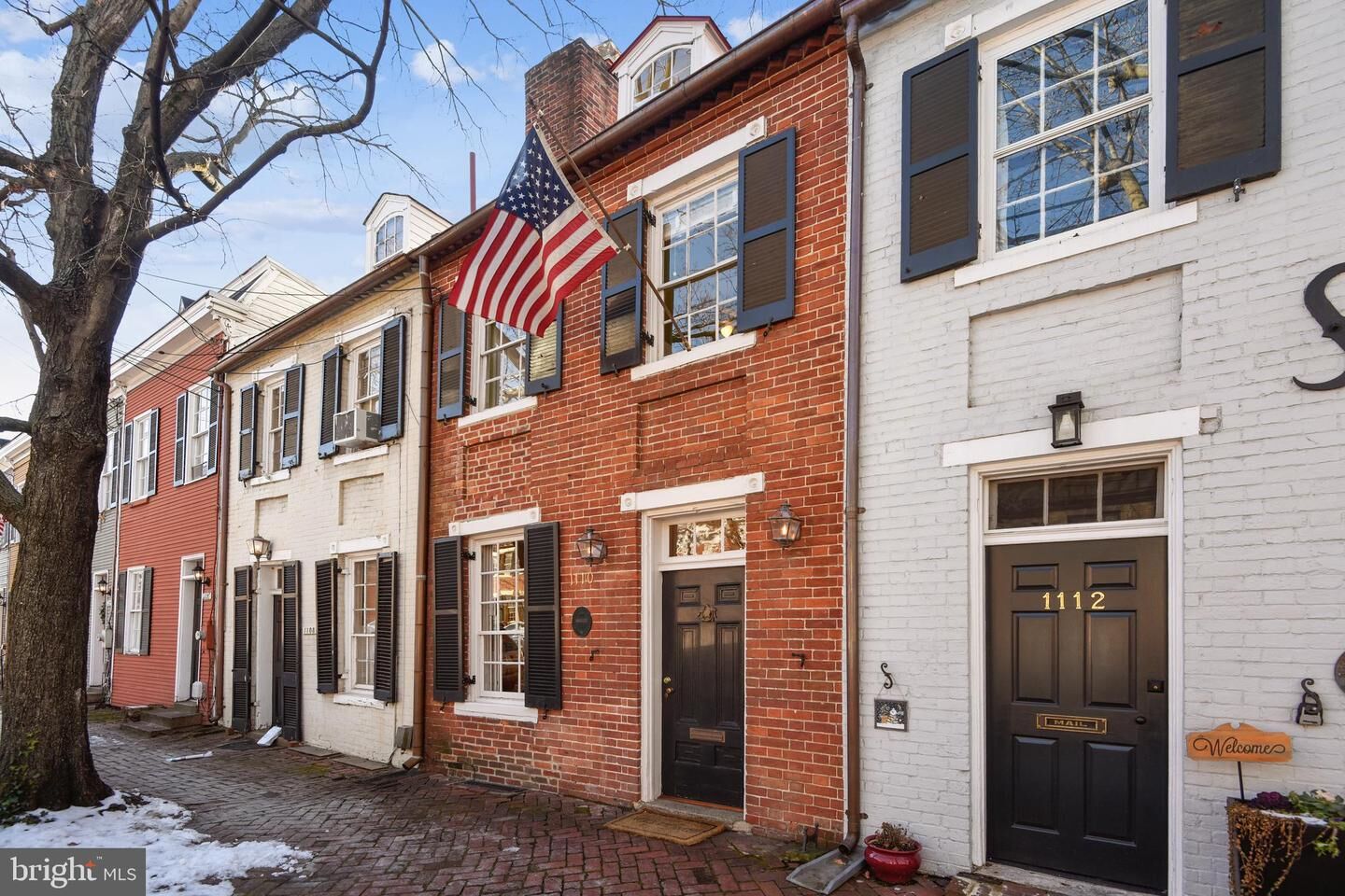 Property Photo:  1110 Prince Street  VA 22314 