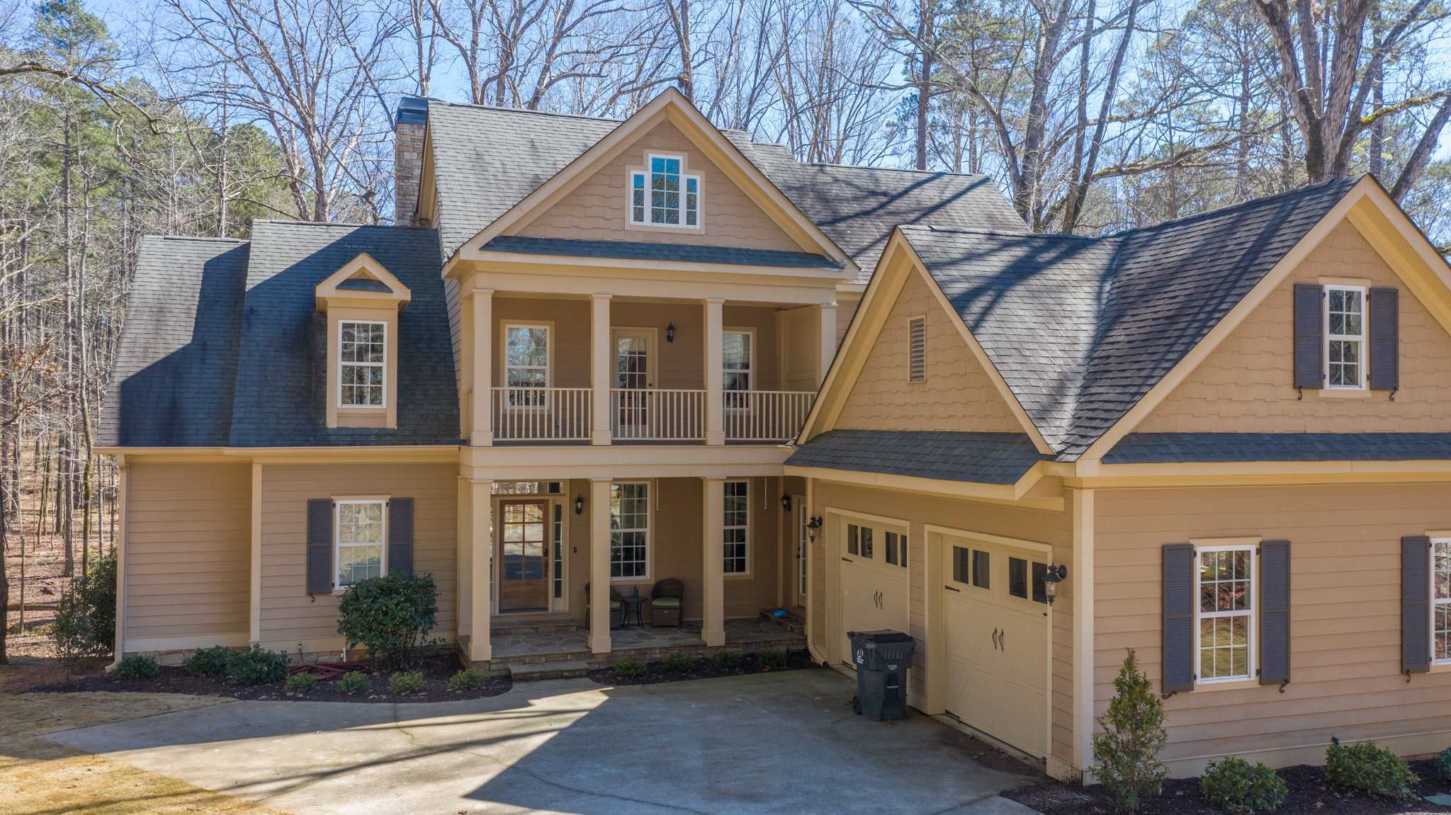 Property Photo:  1021 Kakie Place  GA 30642 