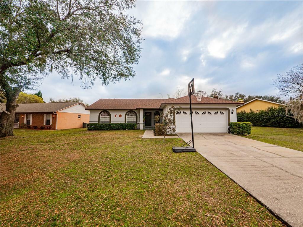 Property Photo:  7980 Kaitlin Circle  FL 33810 