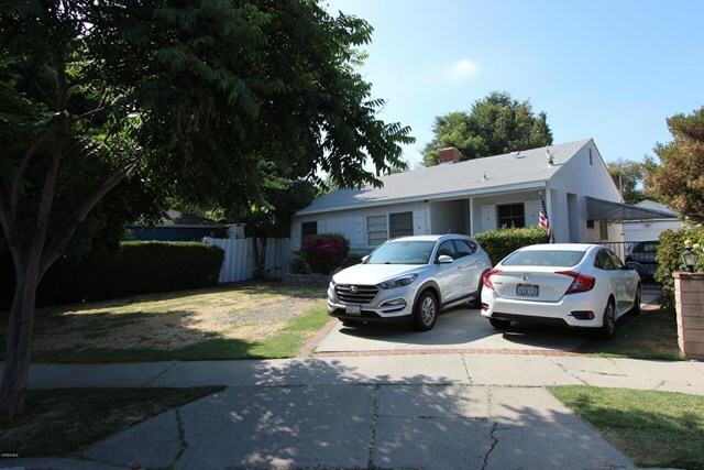 Property Photo:  18142 Archwood Street  CA 91335 