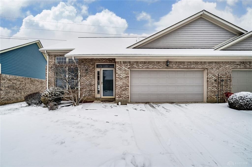 Property Photo:  2021 Waterfall Lane  OH 45377 