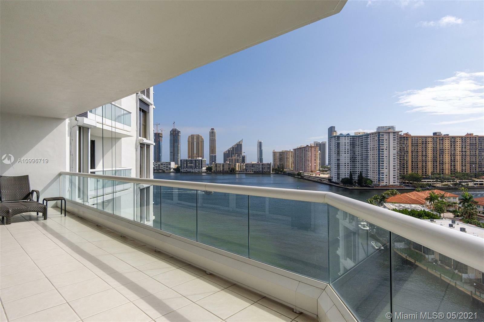 Property Photo: 2600 Island Blvd 902 FL 33160